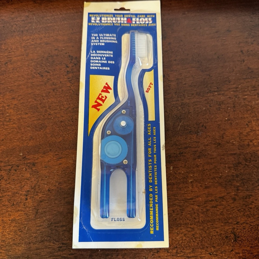 E-Z Brush and Floss Revolution Dental Care NOS Soft Bristol